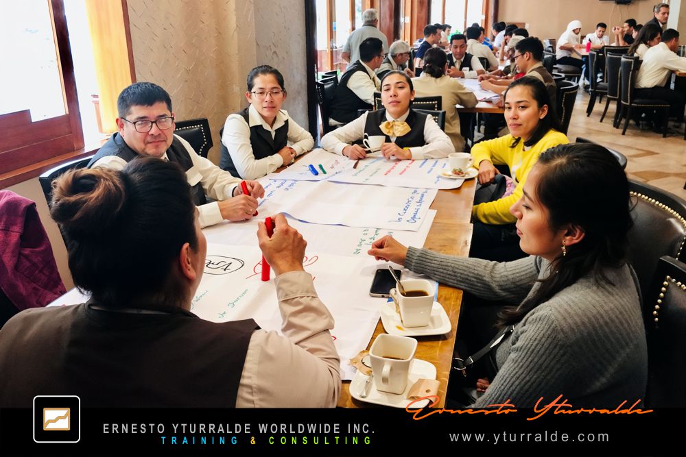 Hoteles y Clubes - Taller de Excelencia en el Servicio al Huésped | Team Building Empresarial para el desarrollo de equipos de trabajo