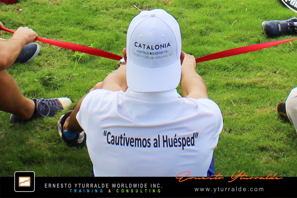 Hoteles y Clubes - Taller de Excelencia en el Servicio al Huésped | Team Building Empresarial para el desarrollo de equipos de trabajo