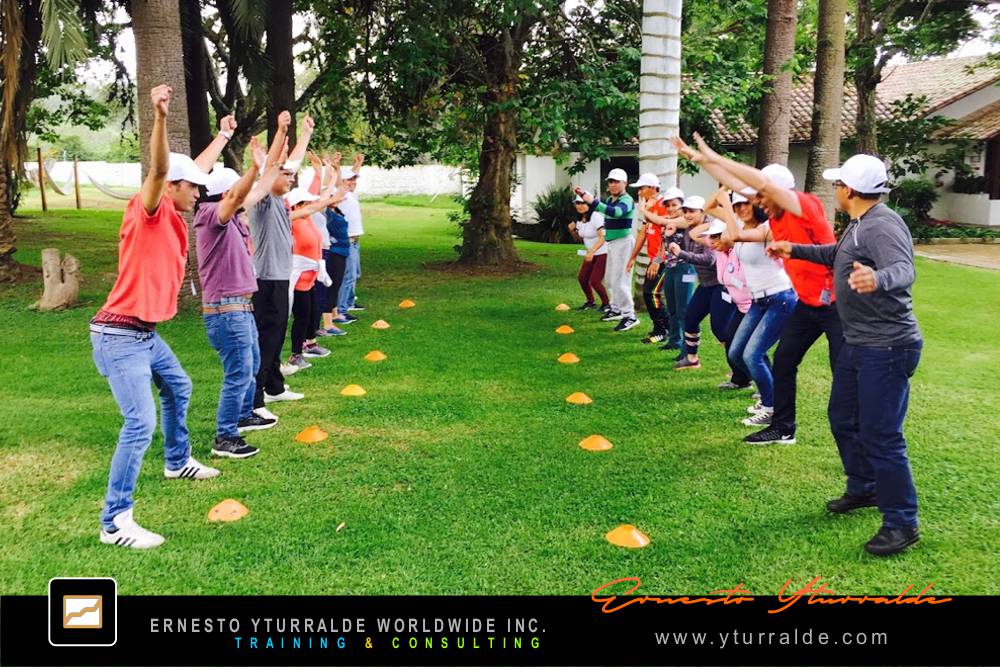 Hoteles Taller de Excelencia en el Servicio al Huésped | Team Building Empresarial para el desarrollo de equipos de trabajo